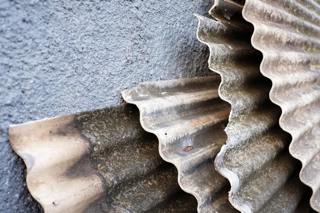 What Happens During The Process Of Asbestos Roof Removal?