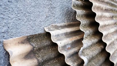 What Happens During The Process Of Asbestos Roof Removal?